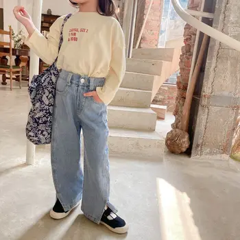 Детские джинсовые брюки 2023 Весна и осень, новые модные джинсы для девочек в корейском стиле, прямые широкие повседневные простые джинсы